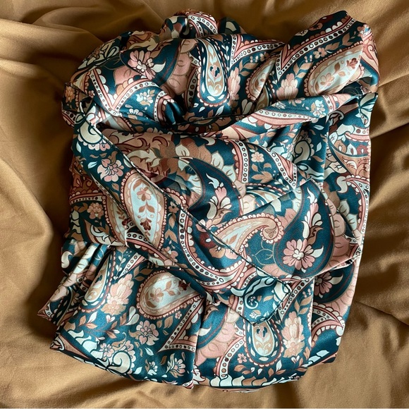 NWT — TAGS ON — SoHo Apparel - Paisley Floral Print Silk Robe Pink Tan Turquoise - Picture 14 of 15